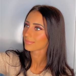 Meet your Posher, Evangeline